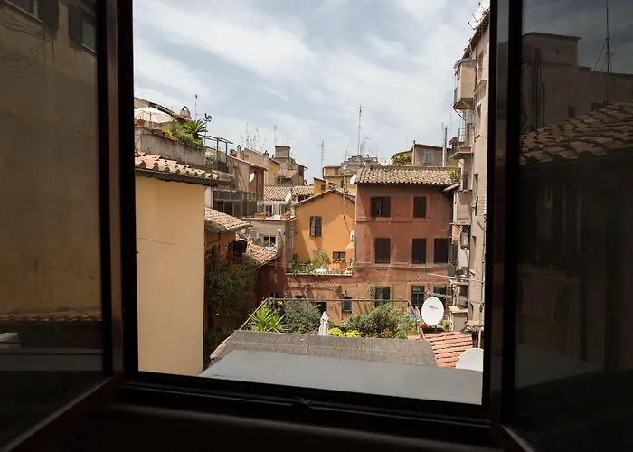 Pellegrino Campo De' Fiori